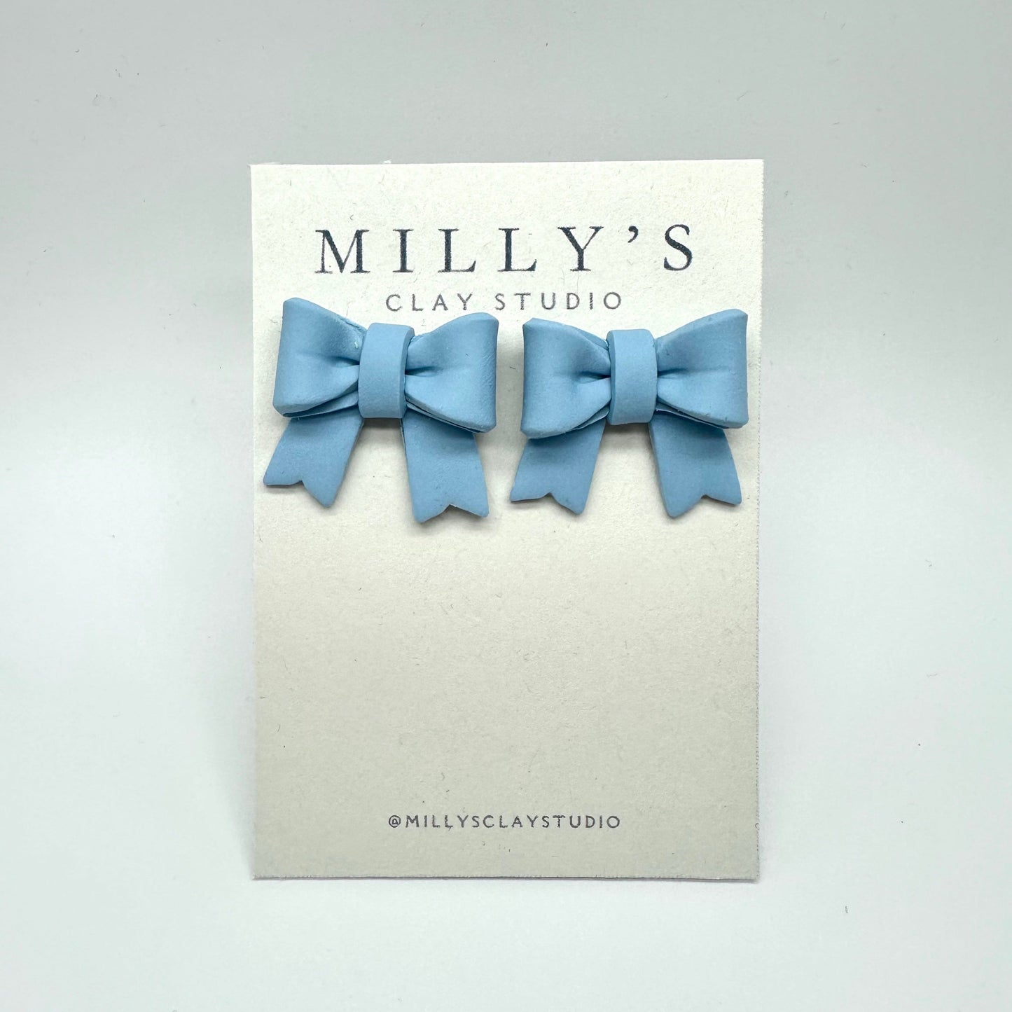 Sculpted Bow Studs