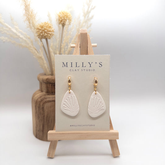 Shell Print Dangle Huggies